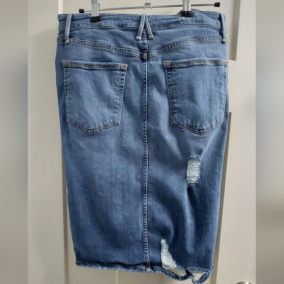 Good American distresses pencil jean skirt - Picture 6 of 6